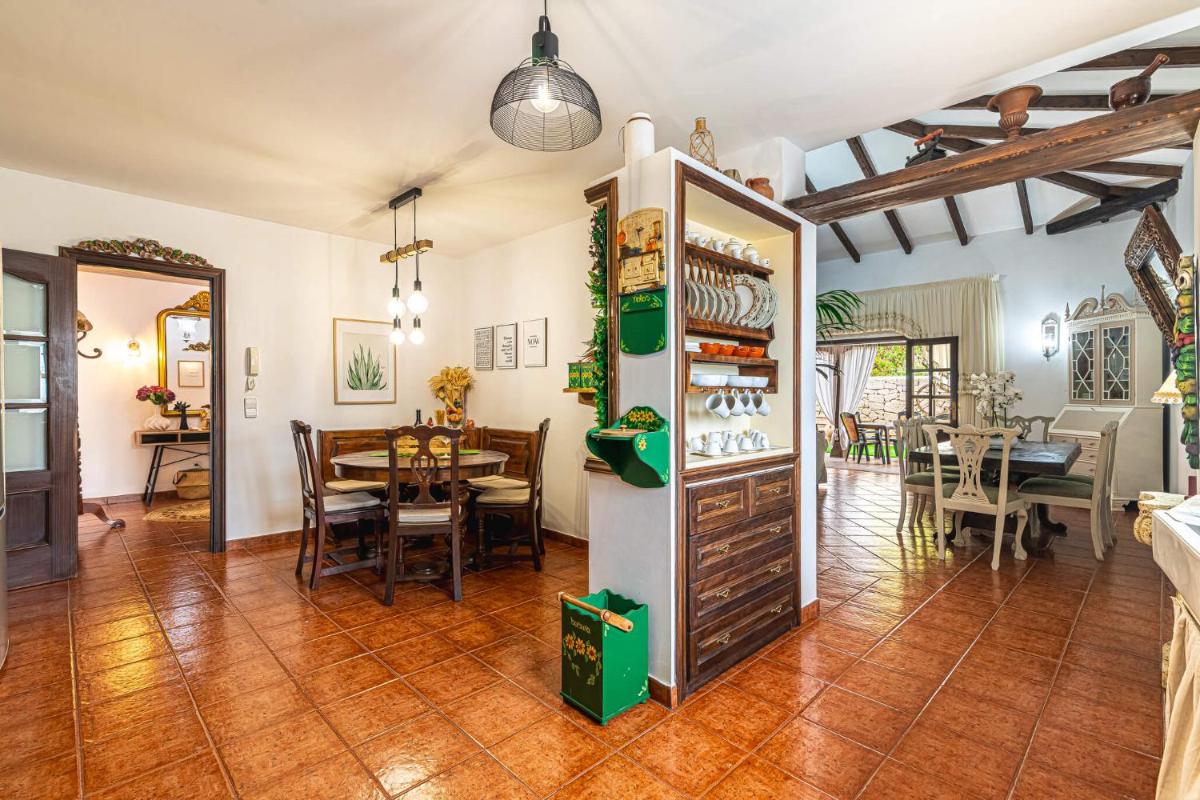 Image 4 of Villa Aurora with Heated Pool