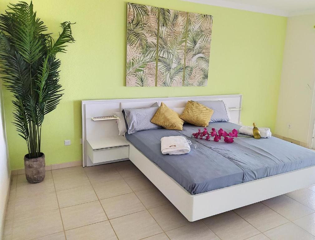 Image 1 of Villa Carioca – with private pool, marvelous garden and amazing ocean view