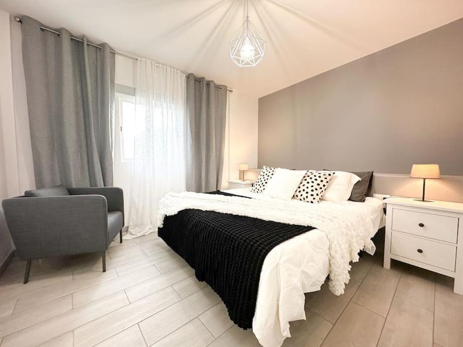 Image 1 of apartamentos tenerife sur 1
